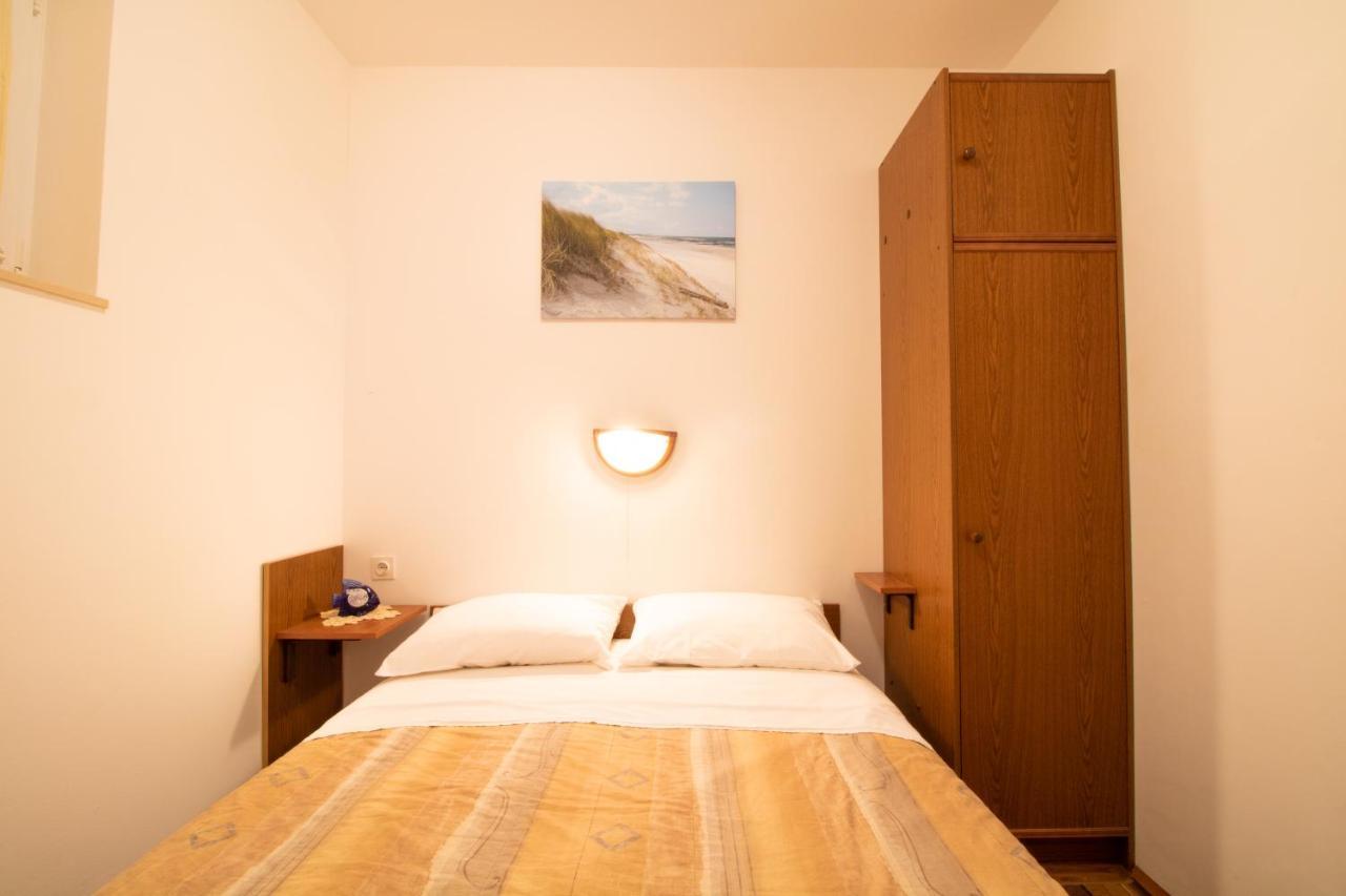 Apartment Mario With Terrace And Sea View Baška Eksteriør bilde